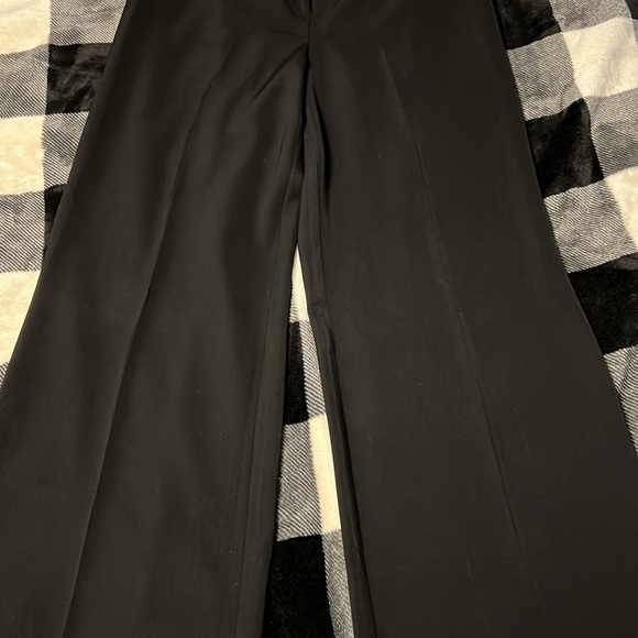 St. John Caviar Wide Leg Pants. Size 8. Black - Picture 4 of 17